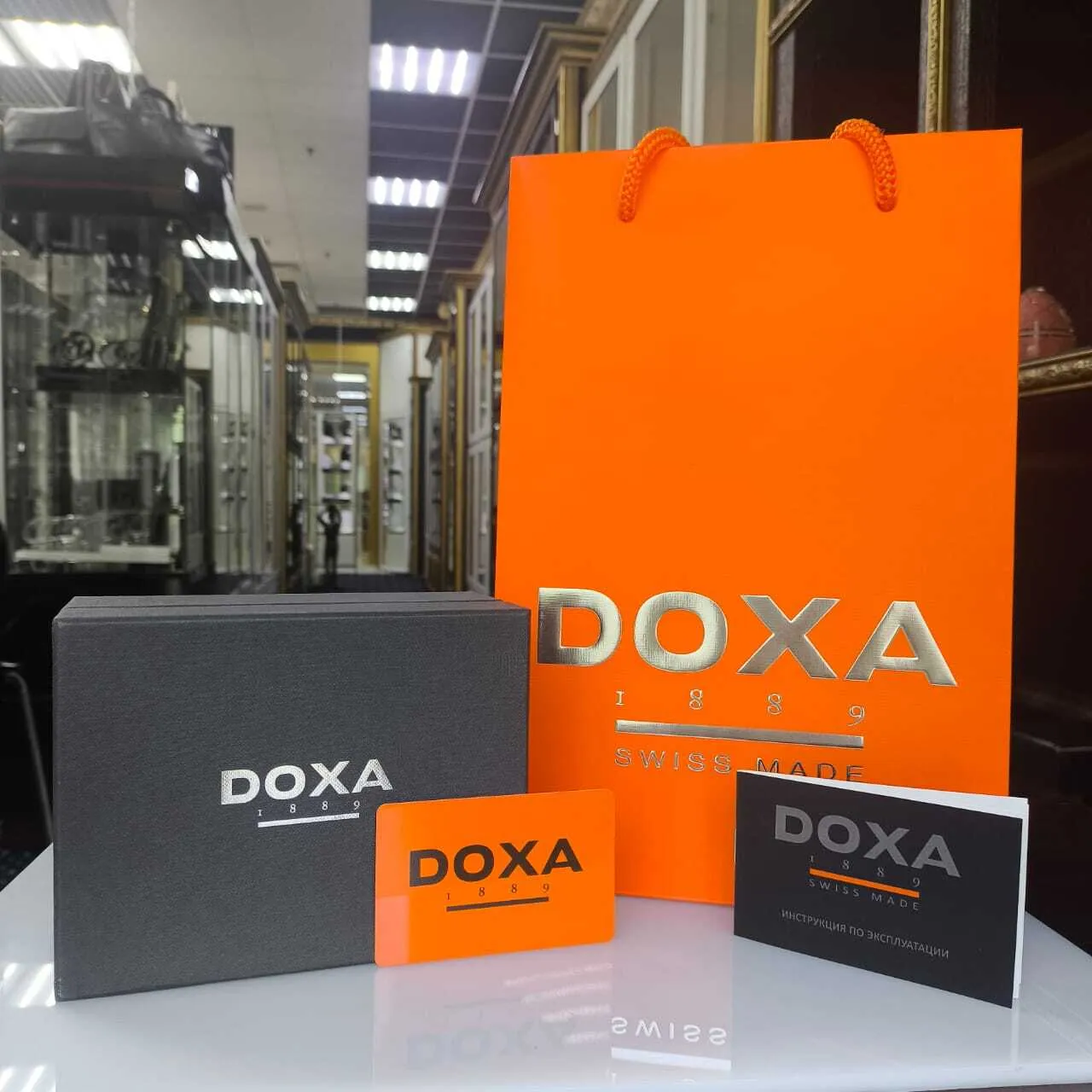 DOXA 285.10.263.10